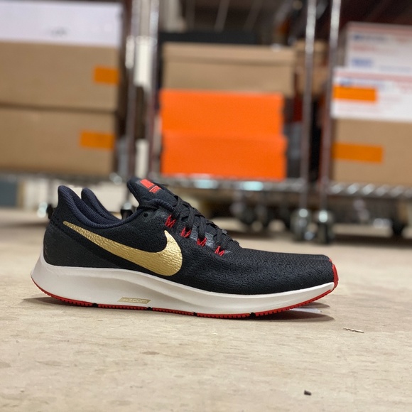 nike pegasus 35 size 9.5